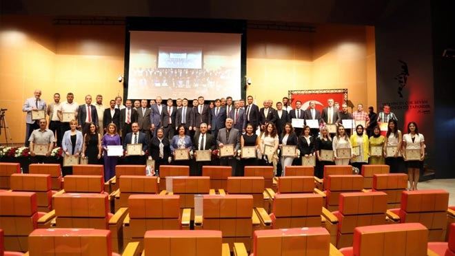 KTO TAHKİM VE ARABULUCULUK MERKEZİ RUHSATNAME TESLİM TÖRENİ