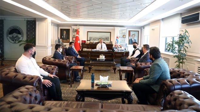 BAŞKAN PALANCIOĞLU GENÇBİRLİK ÜYELERİNİ AĞIRLADI