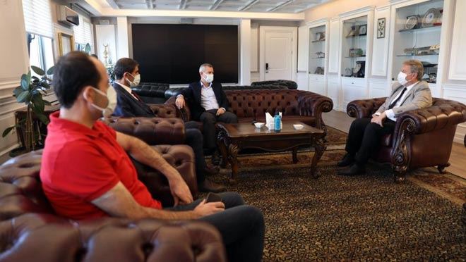 BAŞKAN PALANCIOĞLU KARDEŞ YEŞİLYURT BELEDİYE BAŞKANINI AĞIRLADI