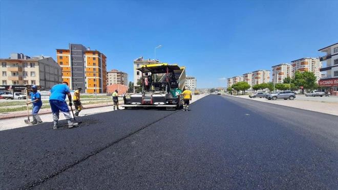 KOCASİNAN BELEDİYESİ İLÇEYİ YENİLEMEYE DEVAM EDİYOR