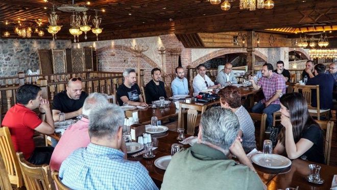 ALİ NAİBİ, BASIN MENSUPLARI İLE BULUŞTU