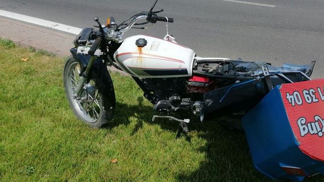 ÇALINTI MOTOSİKLETİ  KAZA YERİNDE BIRAKIP KAÇTI