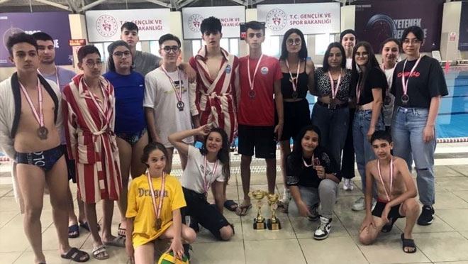 KAYSERİ OLİMPİK SUTOPU 1 GÜMÜŞ 1 BRONZ MADALYA KAZANDI