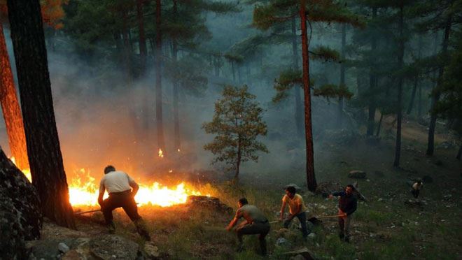 YAHYALI’DA Kİ ORMAN YANGINI HENÜZ KONTROL ALTINA ALINAMADI