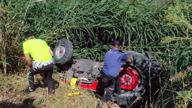 TRAKTÖR DEREYE UÇTU