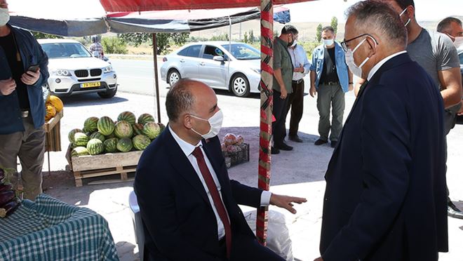 YÖRESEL ÜRÜNLERİ İNCELEDİLER