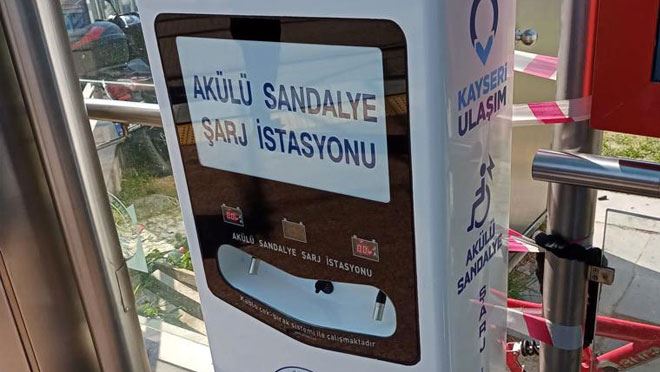 BÜYÜKŞEHİR’DEN ENGELLİ ARACI ŞARJ İSTASYONU