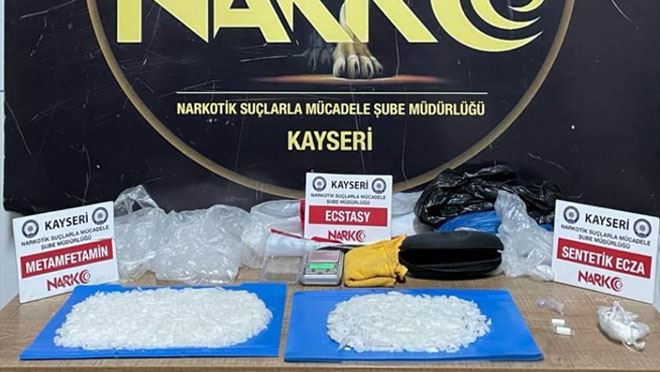 BAĞ EVİNDEN UYUŞTURUCU TİCARETİNİ POLİS ENGELLEDİ