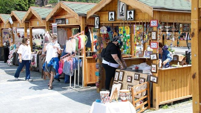 TALAS BELEDİYESİ ‘MAHARETLİ ELLER’İN ÜRÜNLERİNİ GÖRÜCÜYE ÇIKARIYOR
