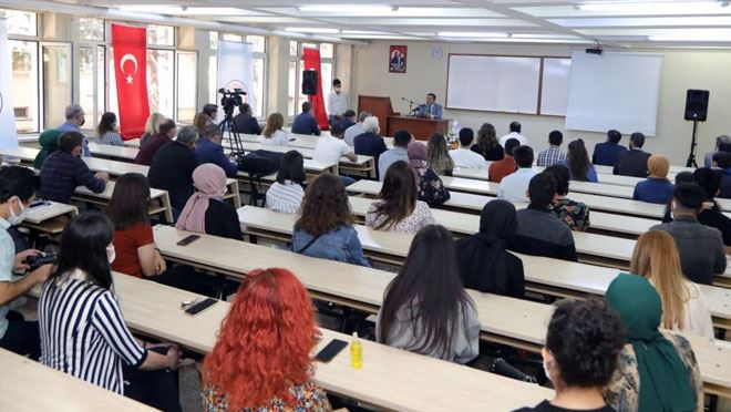 İLK DERS REKTÖR ÇALIŞ’TAN