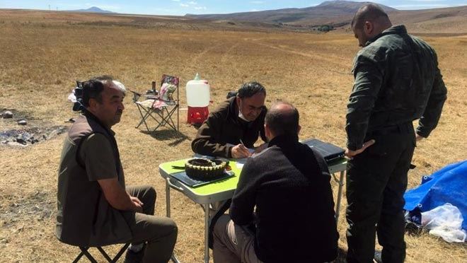 KAÇAK AVCILAR SUÇÜSTÜ YAKALANDI