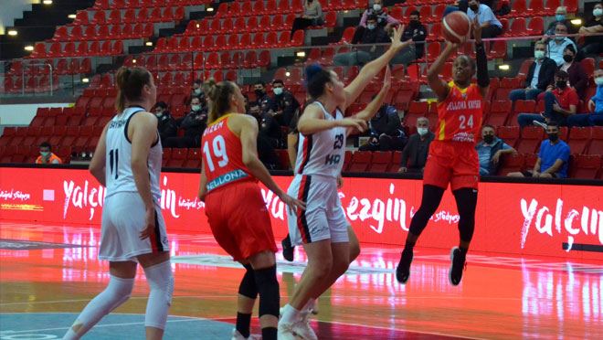 BELLONA KAYSERİ, ERCİYES CUP’IN İLK GÜNÜ GALİP