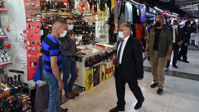 BAŞKAN BÜYÜKKILIÇ YERALTI ÇARŞISI’NDA İNCELEMEDE BULUNDU