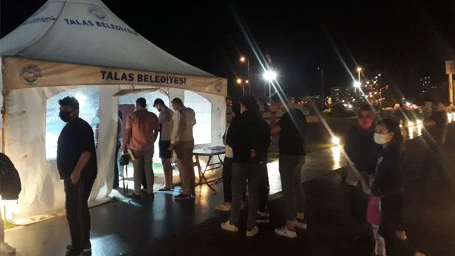 GECE AŞISI YÜREKLERE SU SERPTİ