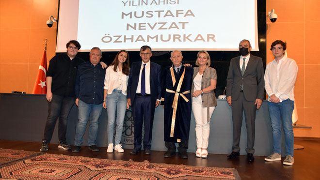 KTO’DA YILIN AHİSİ KAFTANI TÖRENLE GİYDİRİLDİ