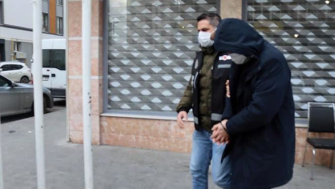 Kaçak telefon operasyonu: 11 gözaltı