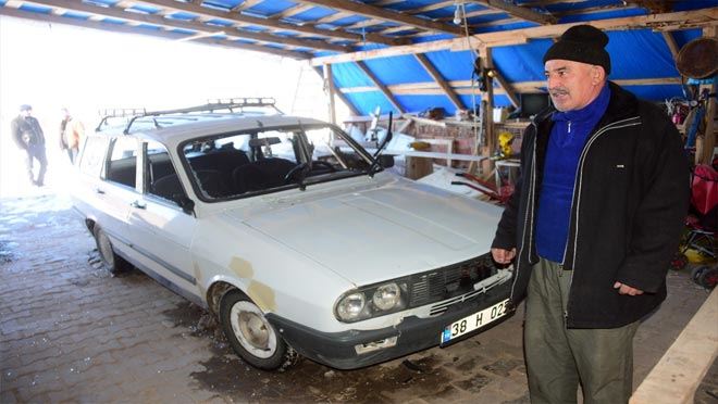 Bünyan’da baltalı saldırgan dehşeti !