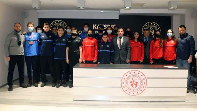 Kabakcı TOHM sporcuları ile buluştu