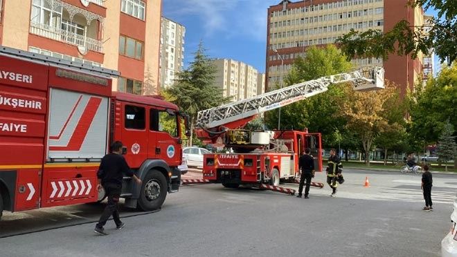 Unutulan sigara yangın çıkardı