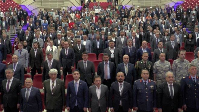  ‘Savunma Sanayii Sempozyumu ve Sergisi’ başladı  