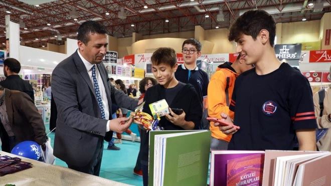 Büyükşehir KAYMEK, 5. Kayseri Kitap Fuarı’nda kitapseverlerle buluşuyor