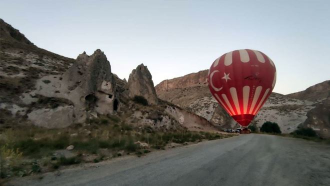 Sıcak hava balonları ile Soğanlı Vadisi