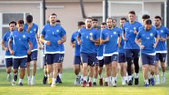 Talasgücü Belediyespor lidere hazırlanıyor