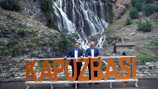 Kapuzbaşı Şelaleleri’ne ‘turistik’ dokunuşlar