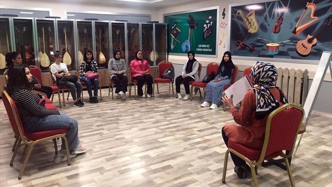 Büyükşehir’in ödüllü projesi Değer Gençlik’te yeni eğitim öğretim yılı dersleri başladı