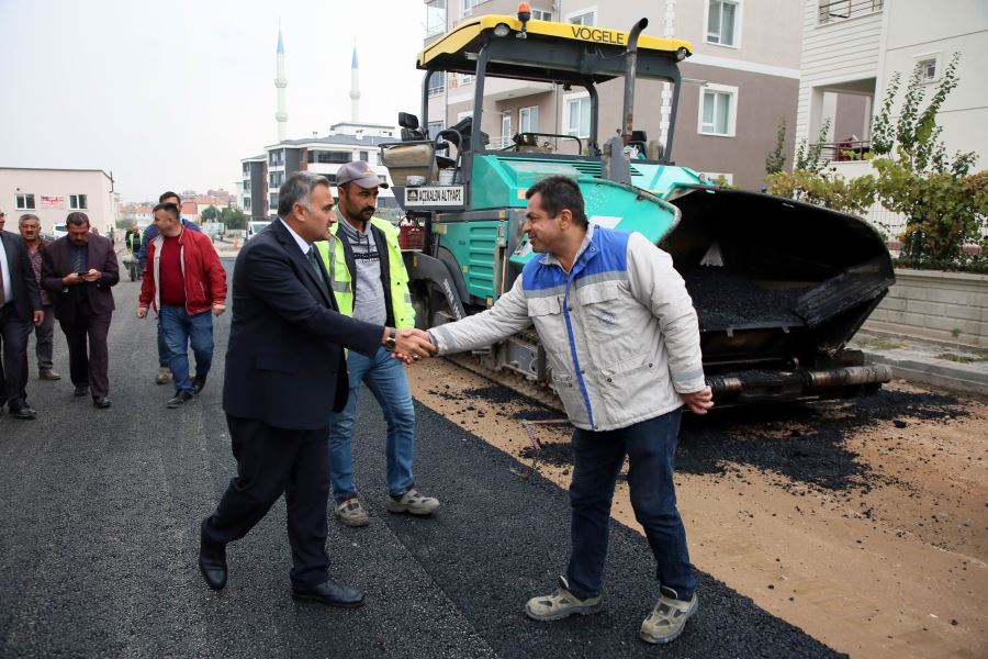 Başkan Cabbar Asfalt Çalışmalarını İnceledi