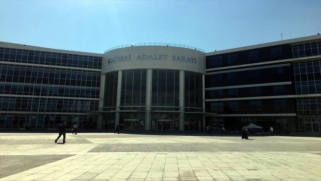  Düğün Konvoyu’nun önünü kestiler 