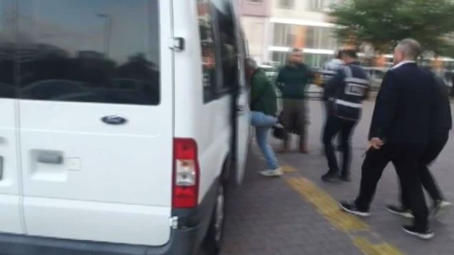 Polis aranan şahıslara göz açtırmıyor