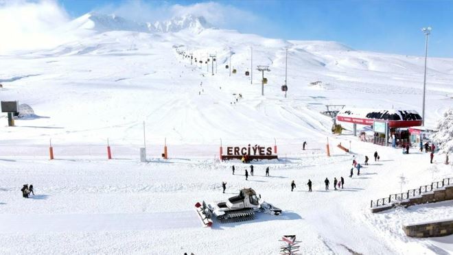 Erciyes’te sezona kar engeli