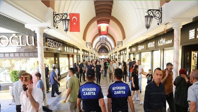    Büyükşehir Zabıtası 7/24 görev başında