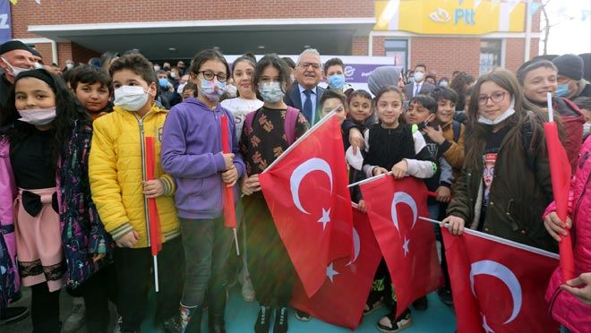 Başkan Büyükkılıç’tan İldem’e armağan