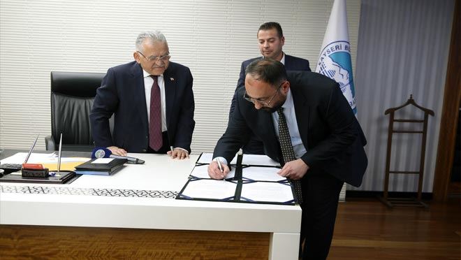 Hayırsever destekli yeni camii