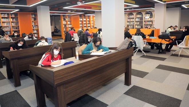 Talas’ın kütüphaneleri öğrencilerin gözdesi