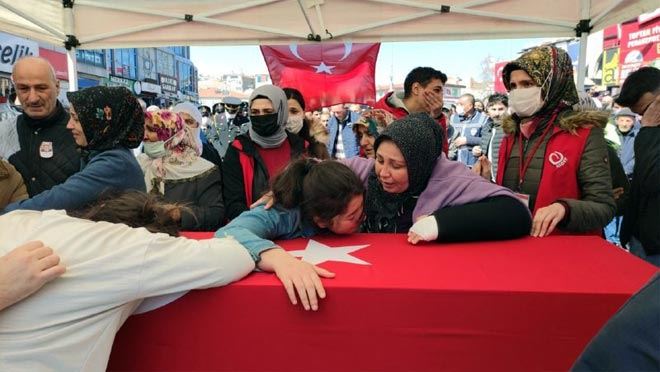 Kalbine yenik düşen genç astsubay