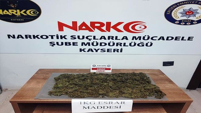 Zehir tacirleri boş durmuyor