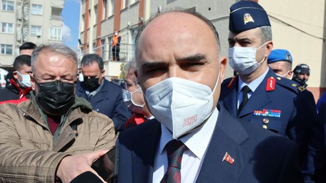 Vali Günaydın: “Maske rahatlığını kapalı alanlarda devam ettirmemeliyiz