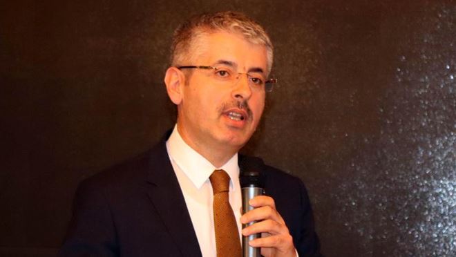 Çopuroğlu: “Vekillerimiz hür iradesiyle çıkıp istediğini söyleyebilir”