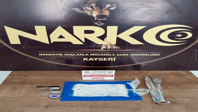 Zehir tacirleri boş durmuyor