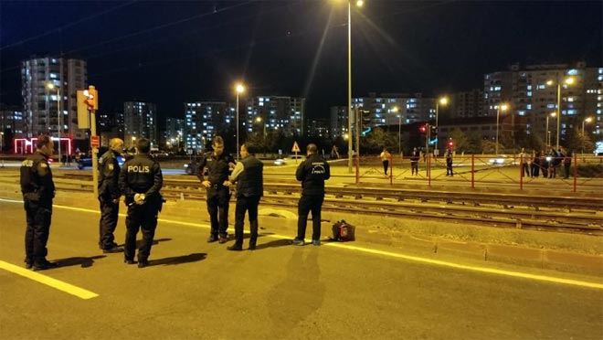 Vicdansız sürücü bisikletliye çarpıp kaçtı