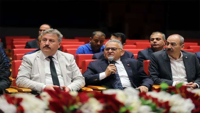 Büyükkılıç’tan ‘çarşı cephe ve zemin düzenlemesi’ için istişare