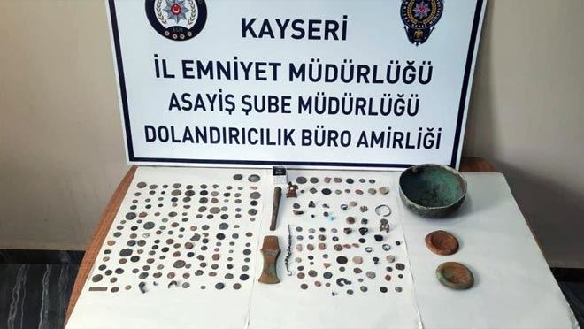 Tarihi eserleri güven timlerinden kaçıramadılar