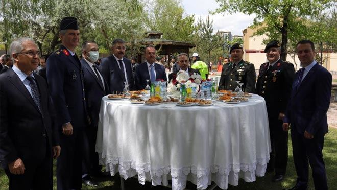 Kayseri protokolu bayramlaşma’da biraraya geldi