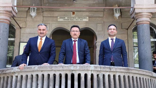 Vali Çiçek, Develi