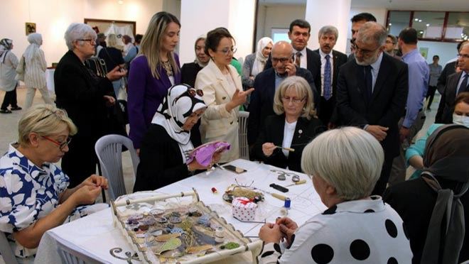 Geleneksel Çerkes El Sanatları Sergisi açıldı