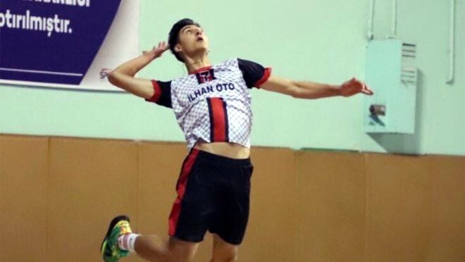 Hürriyet’in Genç Yıldızı Üner, Milli Takımda