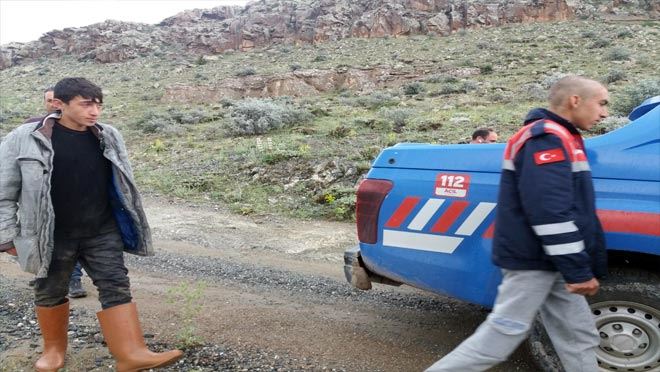 Sele kapılan 60 koyun telef oldu